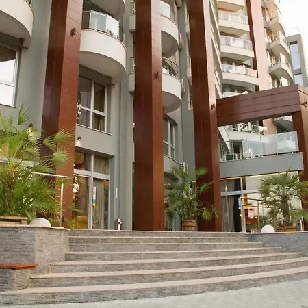 Allure Dobi Lägenhetshotell 4*