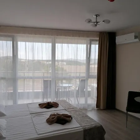 Allure Dobi Lägenhetshotell 4*