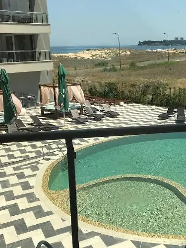 Allure Dobi Aparthotel Primorsko