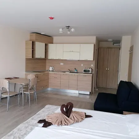 Allure Dobi 普里莫尔斯科